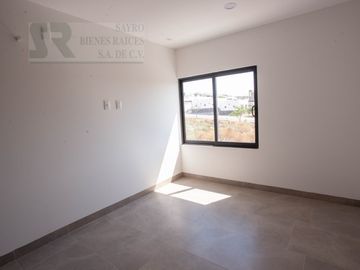 Casa Jardín trasero con terraza en Zibatá, Santiago de Querétaro Centro