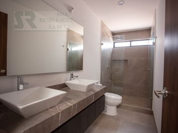 Casa Jardín trasero con terraza en Zibatá, Santiago de Querétaro Centro