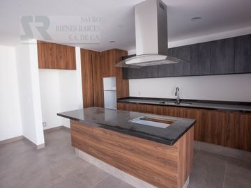 Casa Jardín trasero con terraza en Zibatá, Santiago de Querétaro Centro