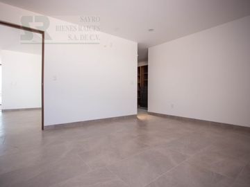 Casa Jardín trasero con terraza en Zibatá, Santiago de Querétaro Centro