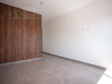 Casa Jardín trasero con terraza en Zibatá, Santiago de Querétaro Centro