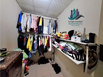 VENDO AMPLIA CASA DE 3HAB EN LA JUVENTUD