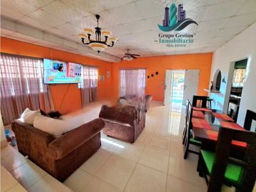 VENDO AMPLIA CASA DE 3HAB EN LA JUVENTUD