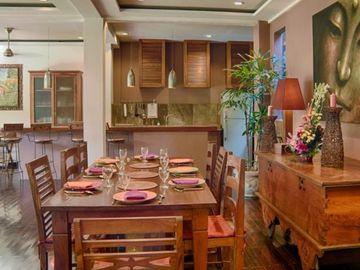 Over contract commercial villa right in the heart of Oberoi in Seminyak Bali