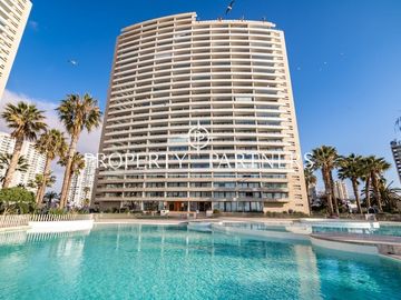 Departamento con preciosa vista, amoblado, primera línea, piso 22