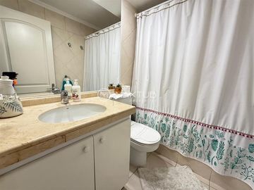 Departamento en venta de 3 dorm. en Avenida Edmundo Eluchans