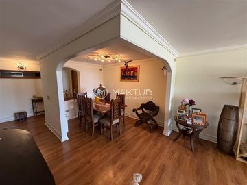 Departamento en venta de 3 dorm. en Avenida Edmundo Eluchans