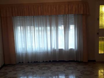 Excelente P.H al Frente en Venta