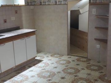 Excelente P.H al Frente en Venta