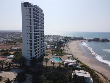 Punta Centinela, amplio departamento remodelado, de 3 dormitorios y con vista al mar (Torre Vigía del Mar)