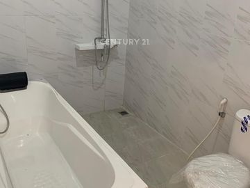 Rumah Dijual Siap Huni Di Cinere Ada Swimming Pool