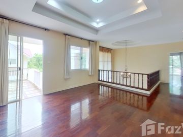 6 Bedroom House for sale at Lanna Thara Village