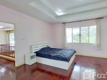 6 Bedroom House for sale at Lanna Thara Village