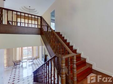 6 Bedroom House for sale at Lanna Thara Village