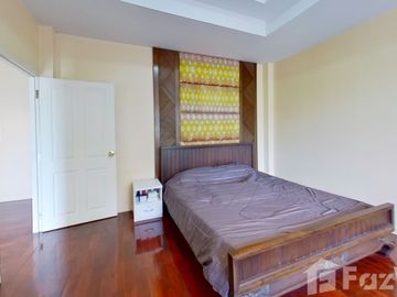 6 Bedroom House for sale at Lanna Thara Village