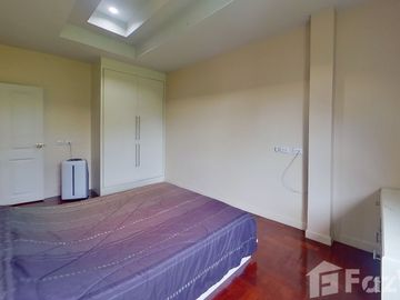 6 Bedroom House for sale at Lanna Thara Village