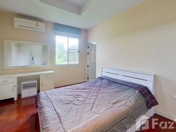 6 Bedroom House for sale at Lanna Thara Village