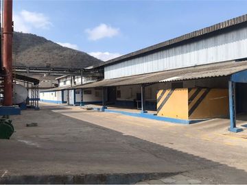 Fábrica química de venta en Manta