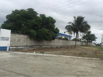 Fábrica química de venta en Manta