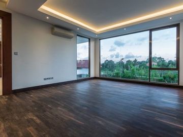 Luxurious 3-Bedroom Villa With Rice Field Views in Nyanyi