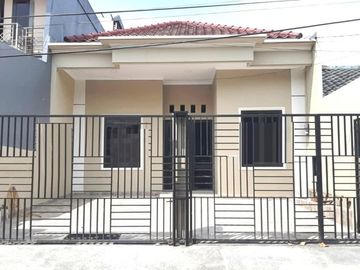 Rumah Brand New Perumahan Kota Harapan Indah Bekasi