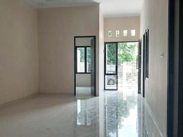 Rumah Brand New Perumahan Kota Harapan Indah Bekasi