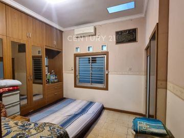 Dijual Rumah Luas Nyaman Dan Asri Di Cilandak Jakarta Selatan
