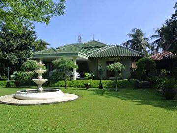 DIJUAL RUMAH KEBUN (2 Bangunan Rumah Utama)DI LEBAK BULUS RAYA JAKARTA SELATAN