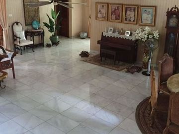 DIJUAL RUMAH KEBUN (2 Bangunan Rumah Utama)DI LEBAK BULUS RAYA JAKARTA SELATAN