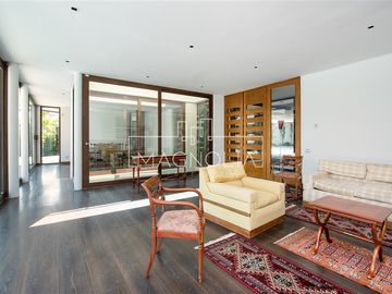 Casa en venta de 7 dorm. en Lo Barnechea