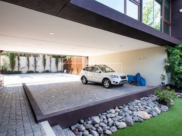 Casa en venta de 7 dorm. en Lo Barnechea