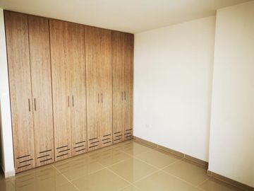 apartamento en venta en conjunto residencial portobello  piso 8. Cod V11737