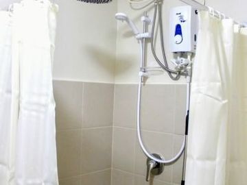 FOR SALE Pristine 1BR in Avida Towers Centera, Mandaluyong