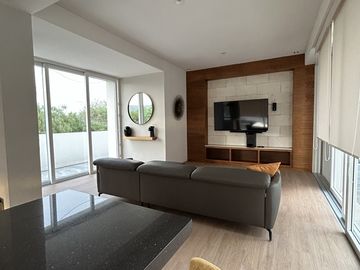 PENTHOUSE EN VENTA EN CUMBRES DE LAGO JURIQUILLA COND RUMAH