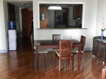 Condominium for Sale 1 Bedroom: 1BR Condo for Sale in Amorsolo Tower Rockwell Center Makati