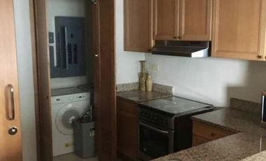 Condominium for Sale 1 Bedroom: 1BR Condo for Sale in Amorsolo Tower Rockwell Center Makati