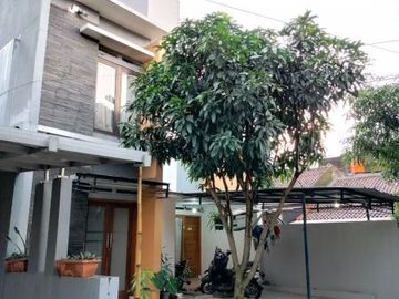 Rumah siap huni minimalis di Antapani dalam cluster