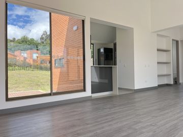 casa en arriendo en macadamia. Cod A8383977