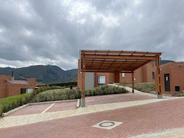 casa en arriendo en macadamia. Cod A8383977