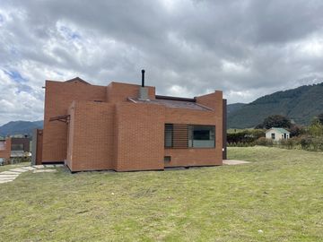 casa en arriendo en macadamia. Cod A8383977