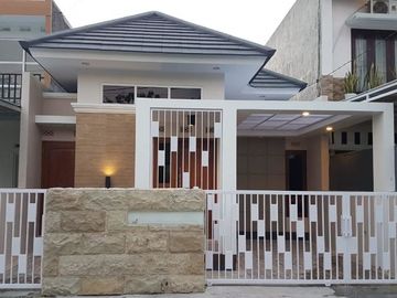 Hunian Dikawasan Keramaian Jogja Rumah Selatan Lapangan Paskas