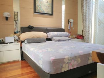 Rumah Dijual Dian Istana Cluster Park Avenue Surabaya KT