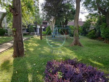 CASA EN VENTA EXCLUSIVA !!  Z/AV. CORRIENTES Y  AV. ALEM