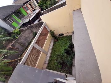 Rumah Nyaman di Antpani, dekat Arcamanik dan Cisaranten