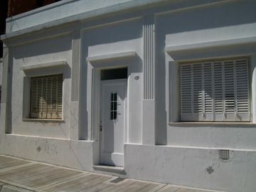 PH 2 AMB Y MEDIO CON PATIO Y GRAN TERRAZA PROPIA CON ENTRADA INDEPENDIENTE