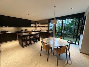 DE LUJO CON JARDÍN! DEPARTAMENTO EN VENTA ZONA PARQUES PRIVADOS SAN ISIDRO
