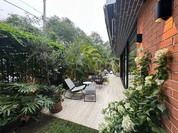DE LUJO CON JARDÍN! DEPARTAMENTO EN VENTA ZONA PARQUES PRIVADOS SAN ISIDRO