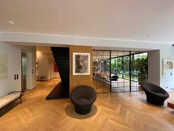 DE LUJO CON JARDÍN! DEPARTAMENTO EN VENTA ZONA PARQUES PRIVADOS SAN ISIDRO