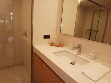 DE LUJO CON JARDÍN! DEPARTAMENTO EN VENTA ZONA PARQUES PRIVADOS SAN ISIDRO