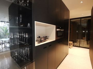DE LUJO CON JARDÍN! DEPARTAMENTO EN VENTA ZONA PARQUES PRIVADOS SAN ISIDRO